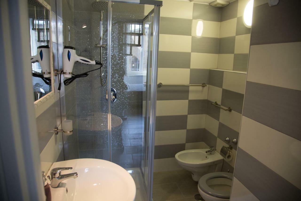 Vesuvius Luxury Suites 나폴리 외부 사진