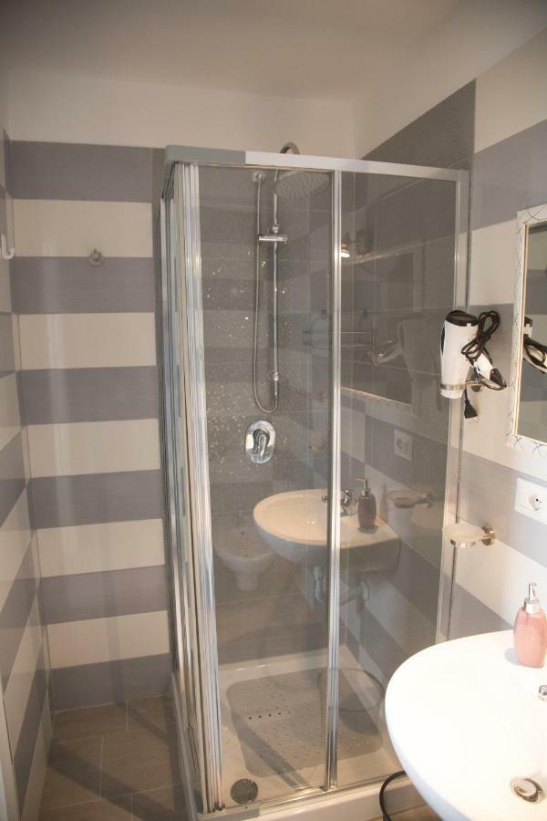 Vesuvius Luxury Suites 나폴리 외부 사진
